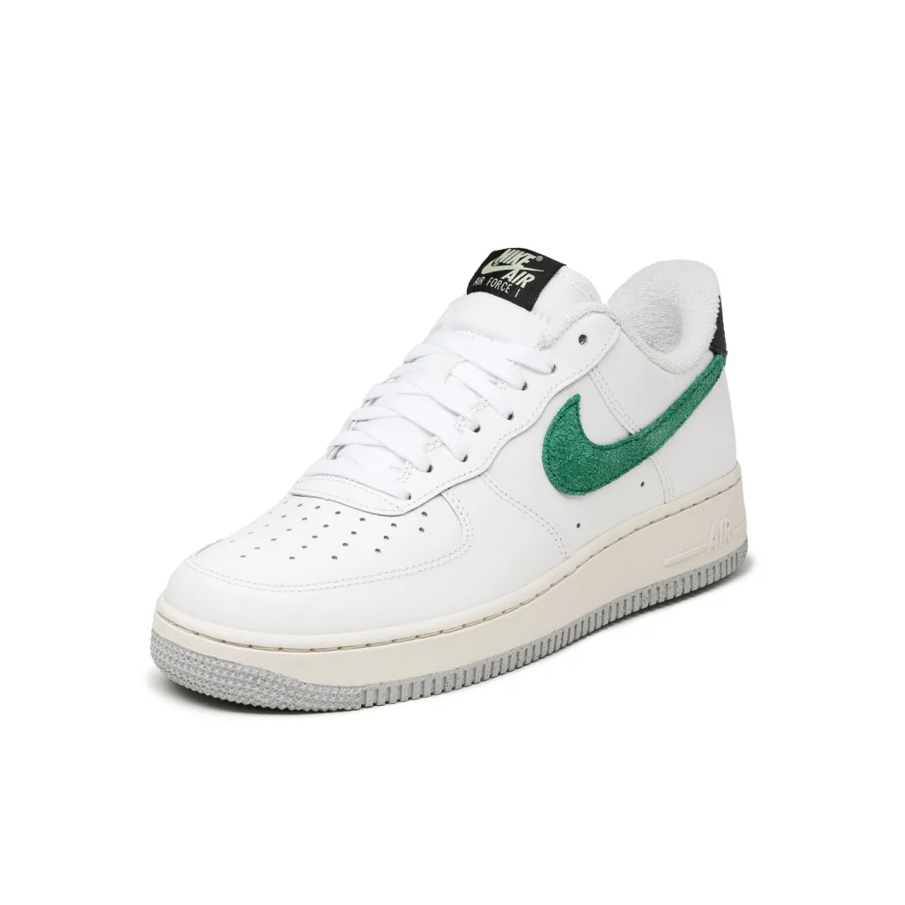 Nike Air Force 1 07 DR8593-100 / weiss