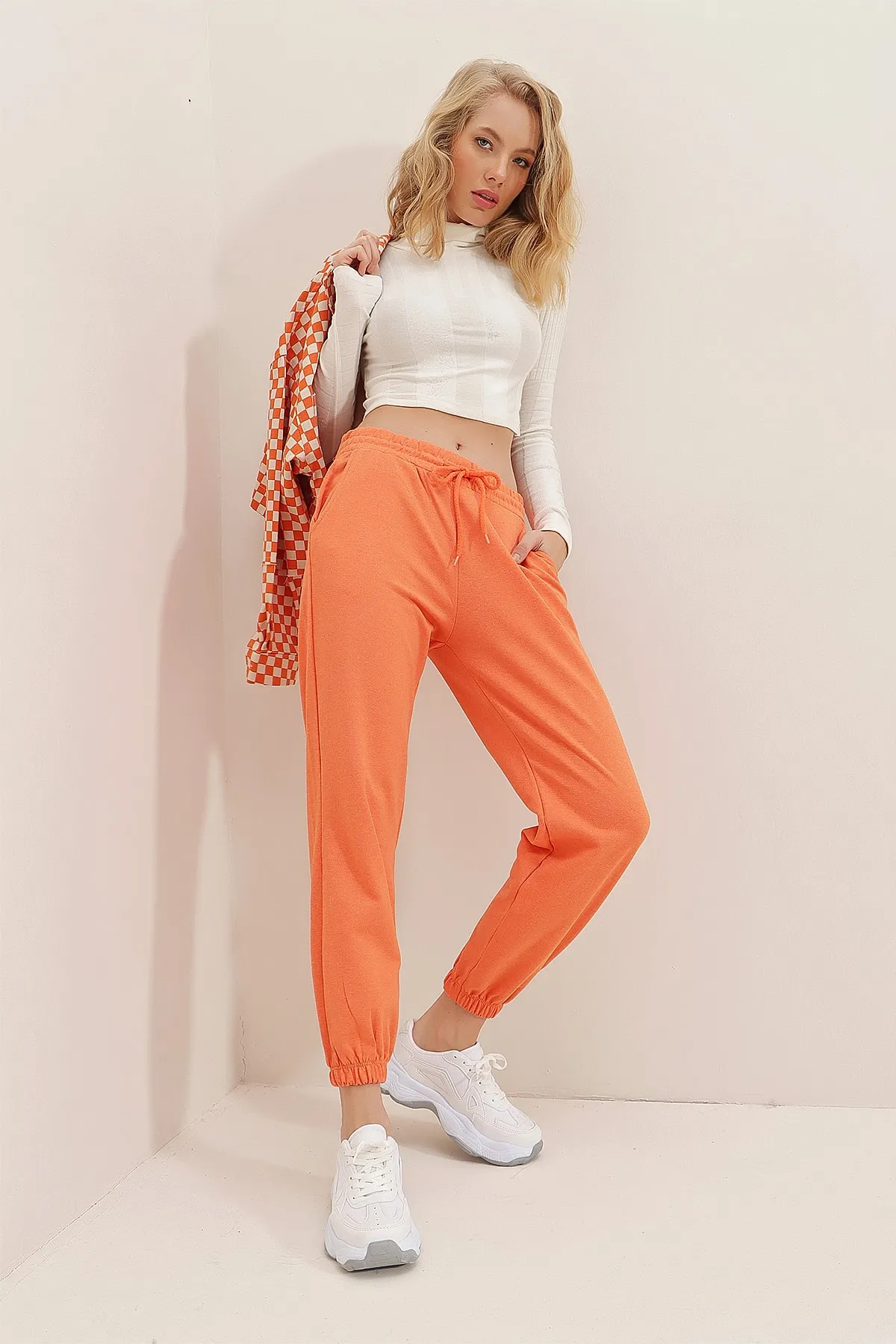 Trend Alaçatı Stili  Jogginghose - Orange - Relaxed