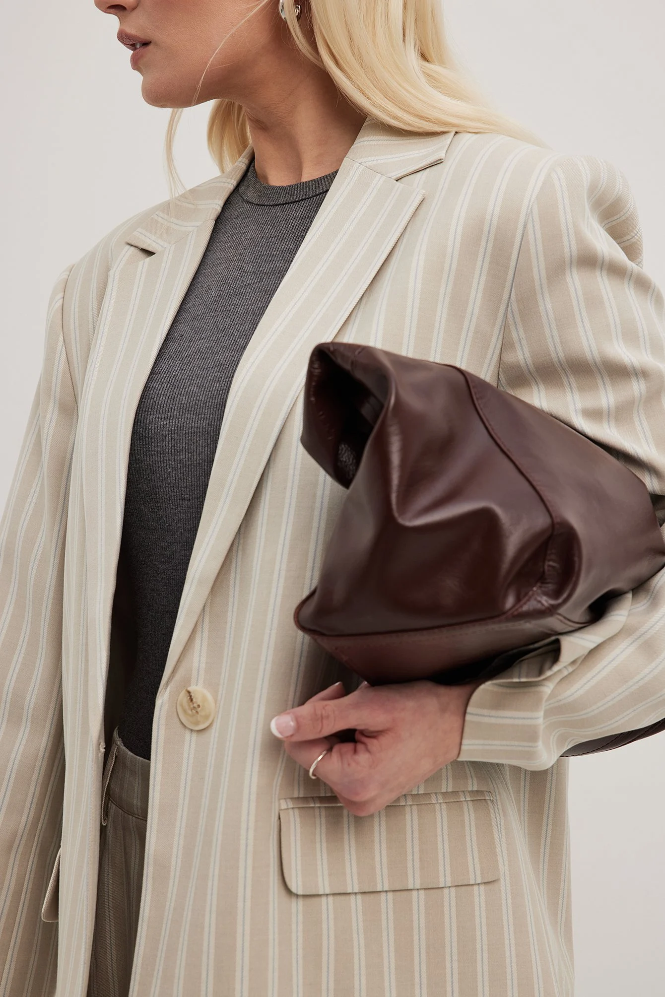 Gestreifter Blazer mit gerader Passform