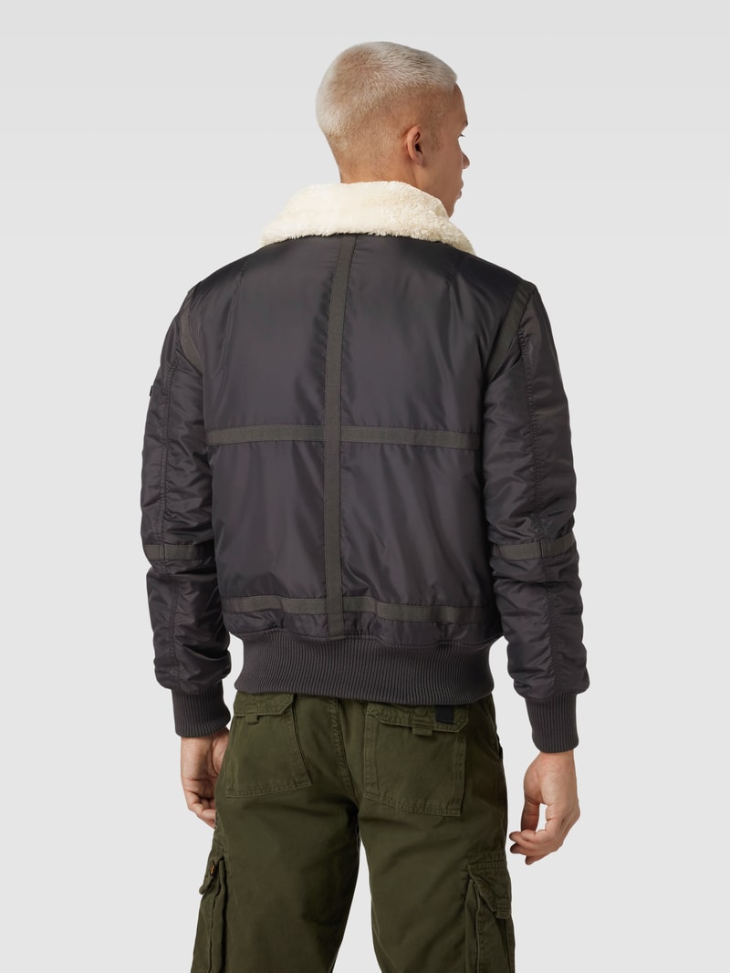 Bomberjacke mit Label-Patch in dunkelgrau