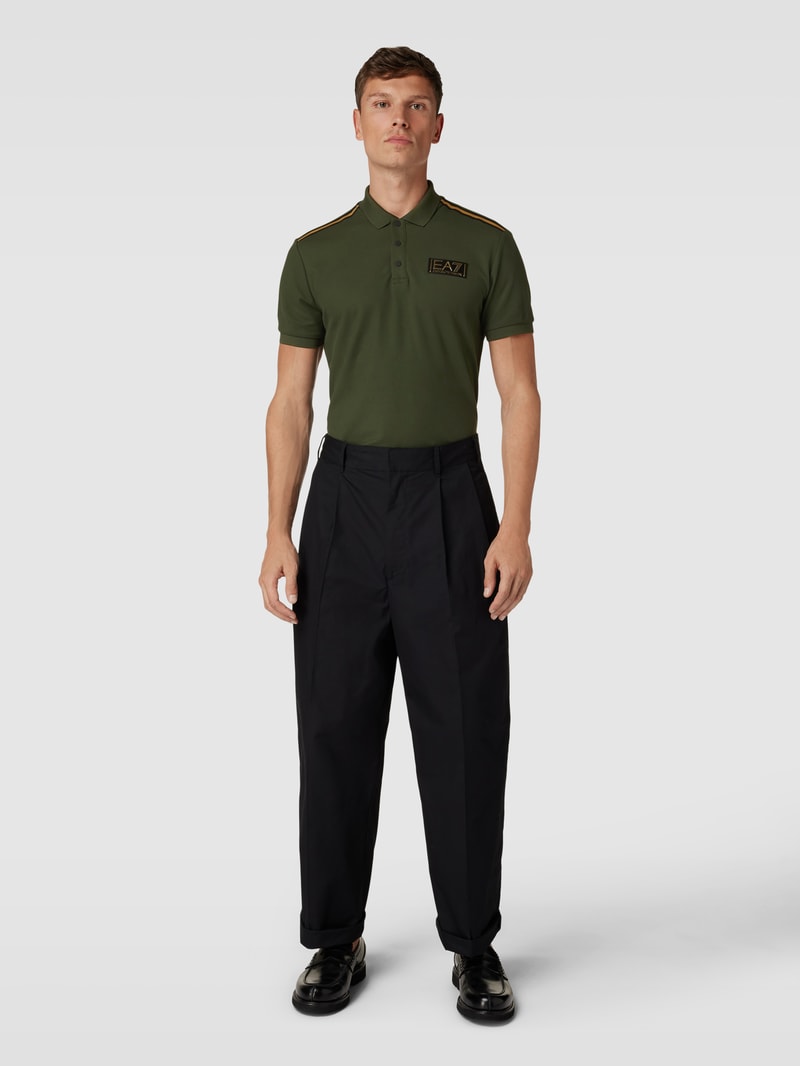 Poloshirt mit Label-Print in olivgrün