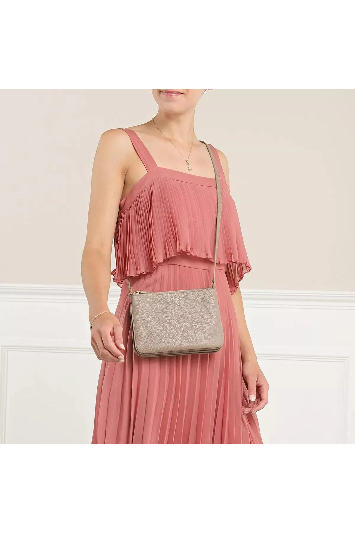 Coccinelle  Trinity Warm Taupe