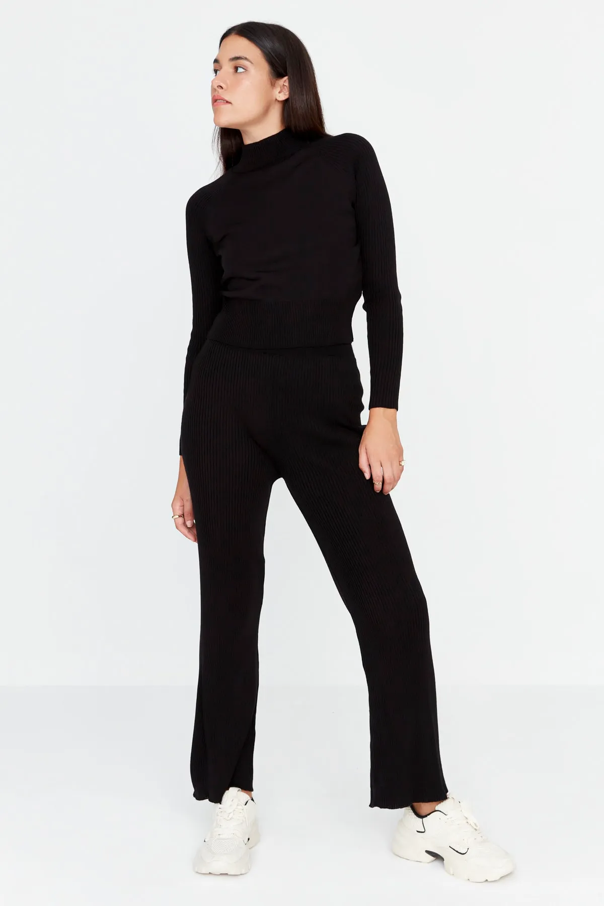 Trendyol Collection  Schwarzes Crop Wick Strickoberteil und -unterteil-Set TWOAW23AU00238