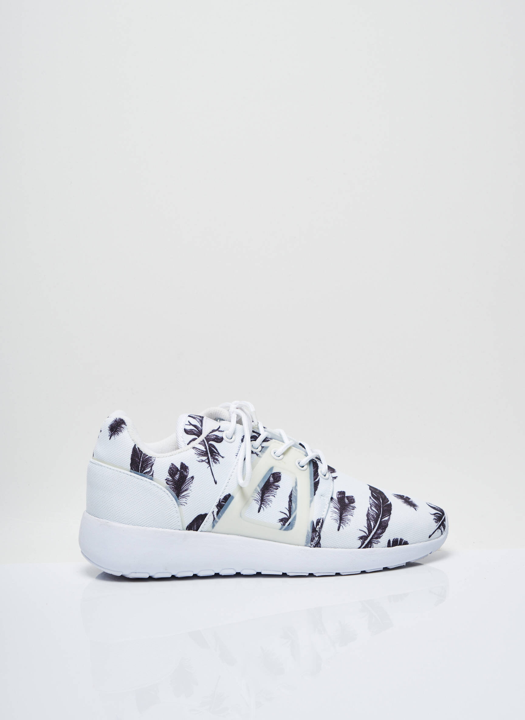 Asfvlt Baskets Femme couleur blanc