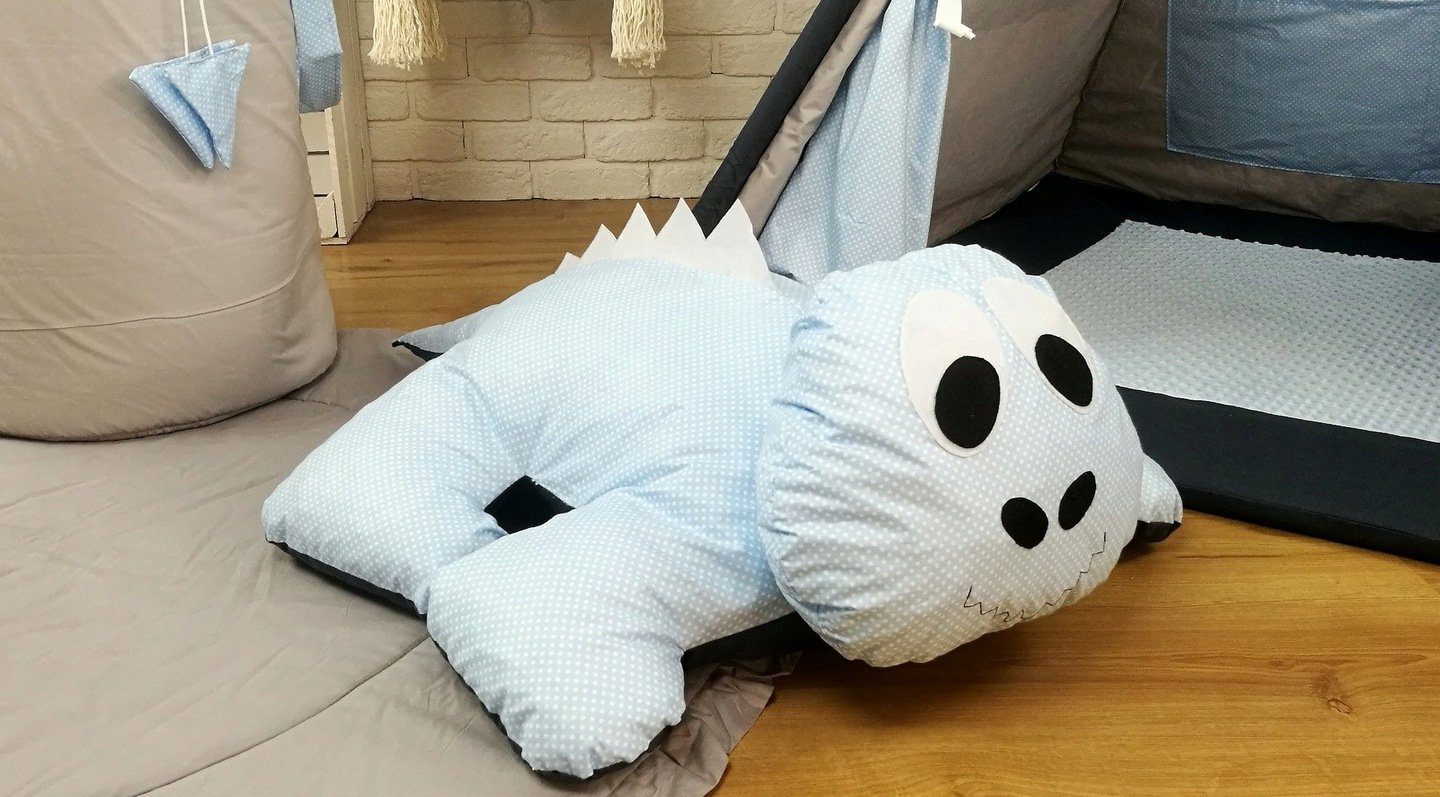 Pamek Tipi-Zelt DINO - Tipi SET mit 4 Kuscheltiere, DINOSAURIEN ZELT, Personen: 2 (7 tlg), Sehr schönes Design.