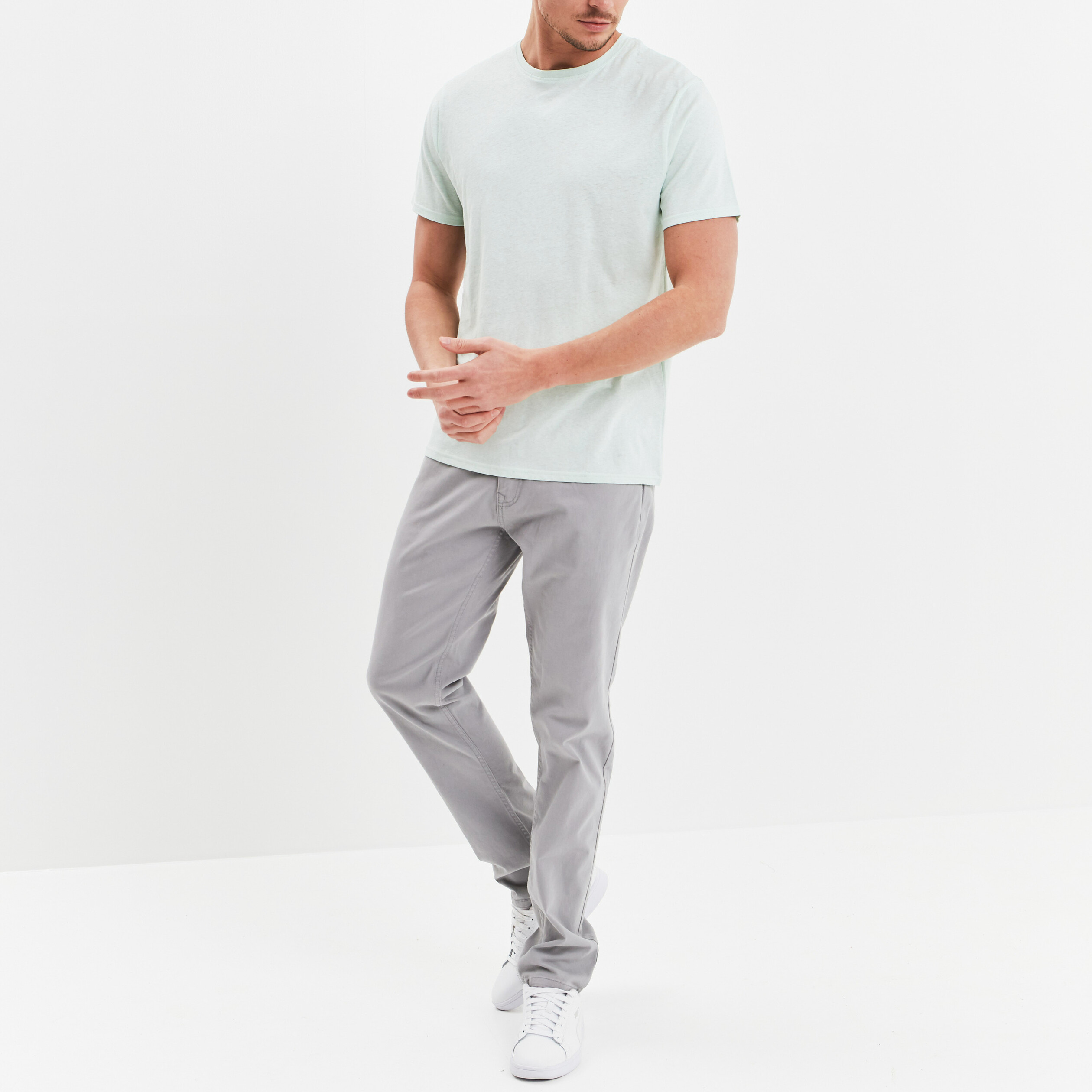 T-shirt manches courtes en mélange lin bleu clair homme | La Halle
