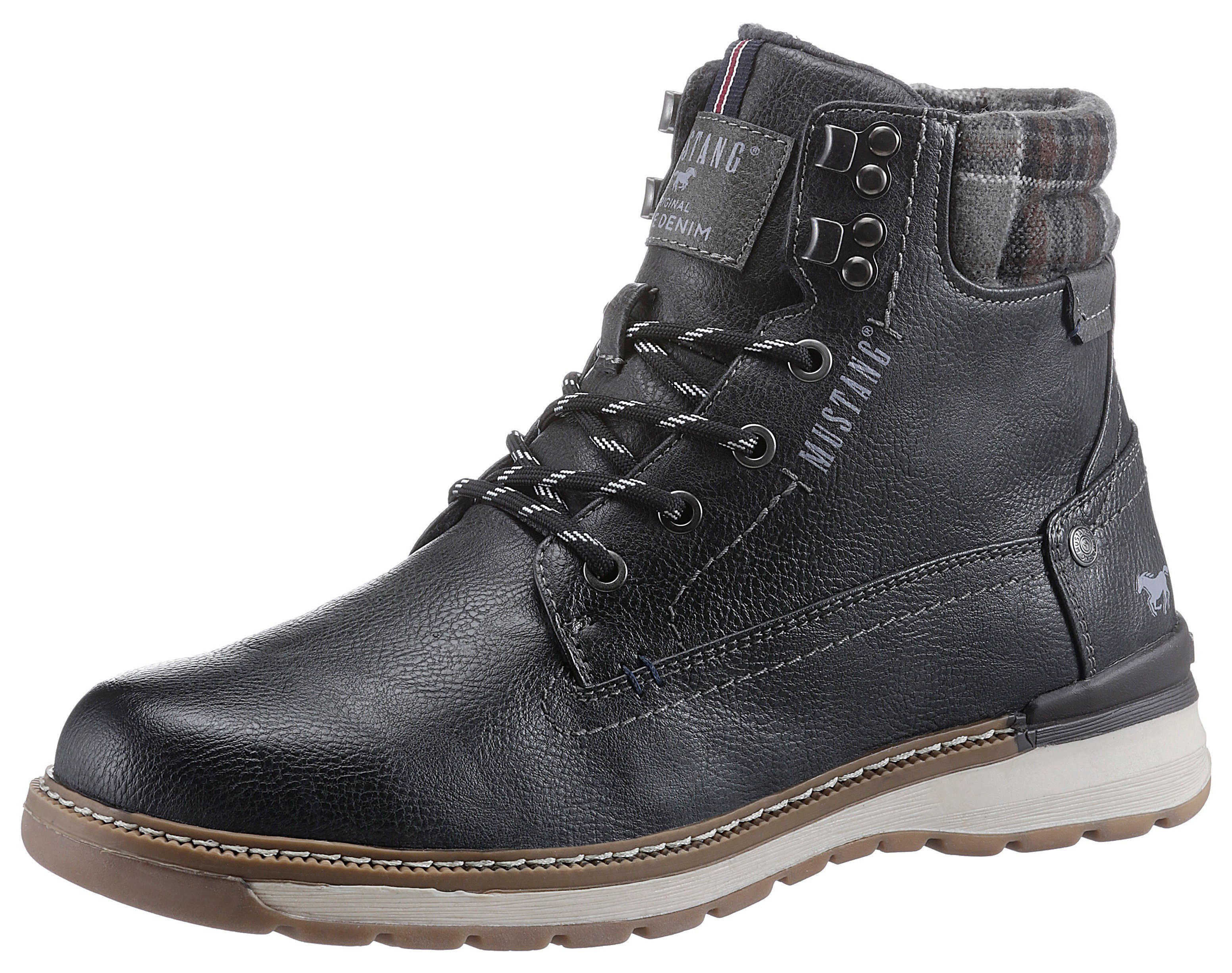 Mustang Shoes Schnürboots mit gepolstertem Schaftabschluss