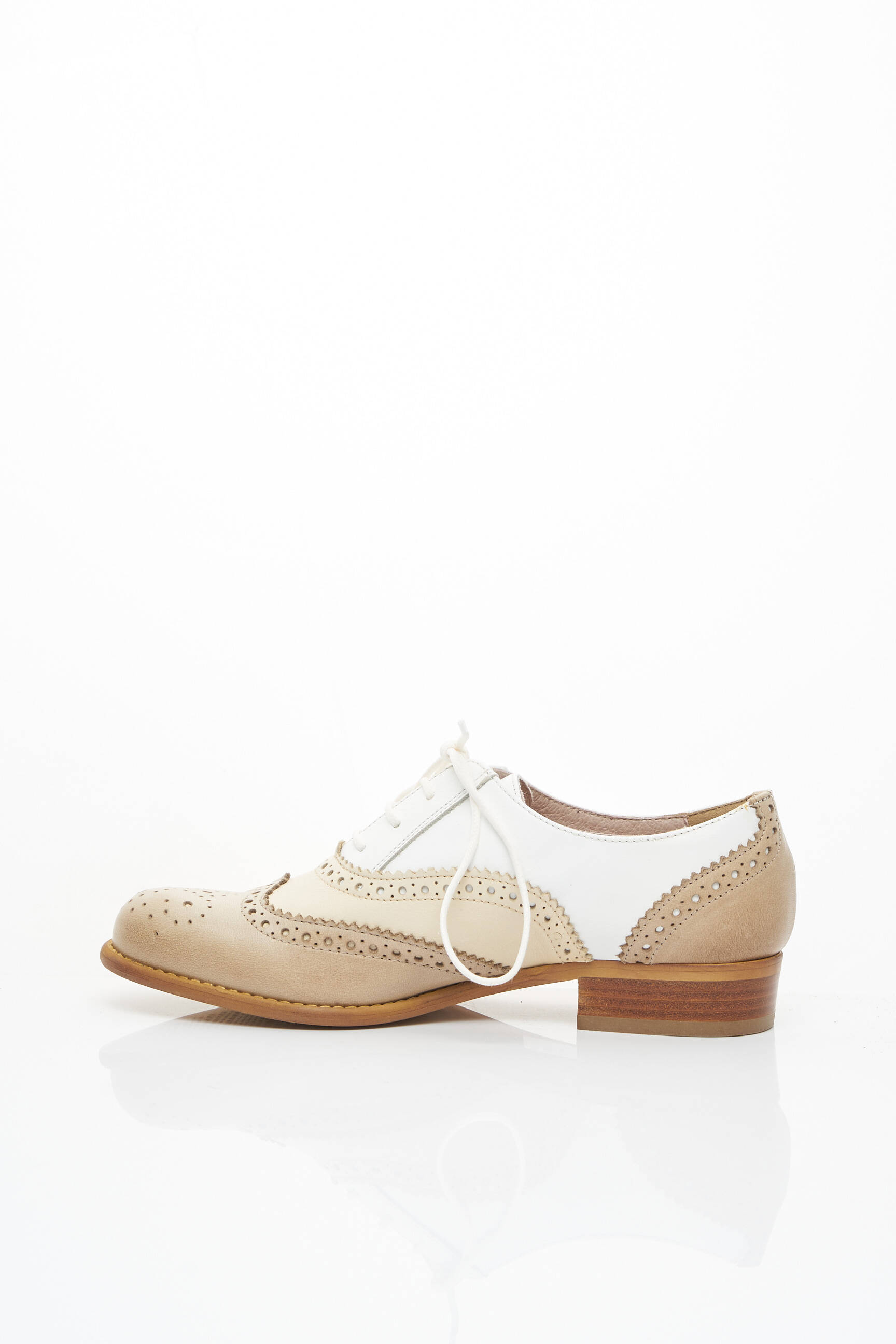 Donna Piu Derby Femme couleur beige