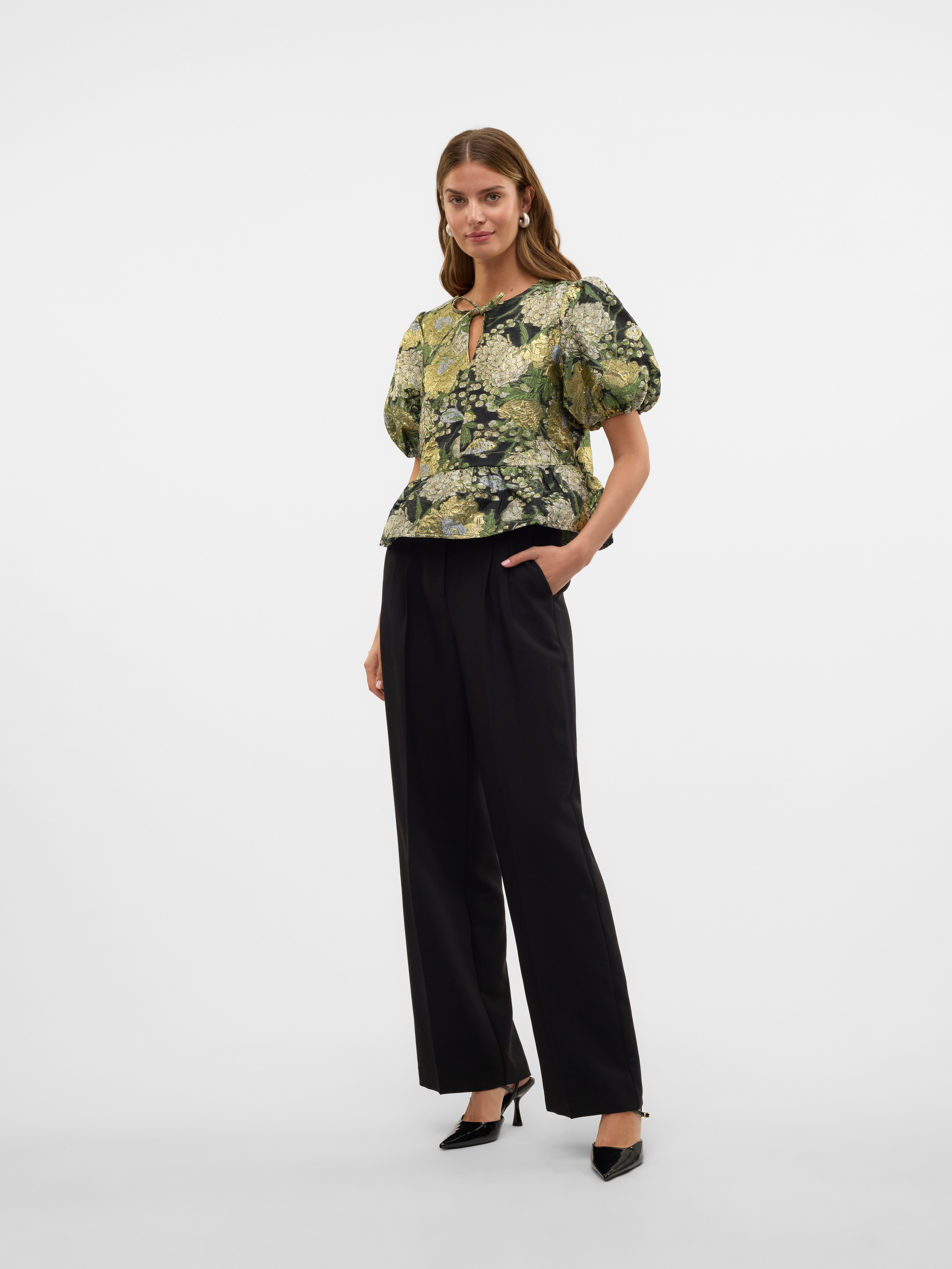 SNSAGE Top