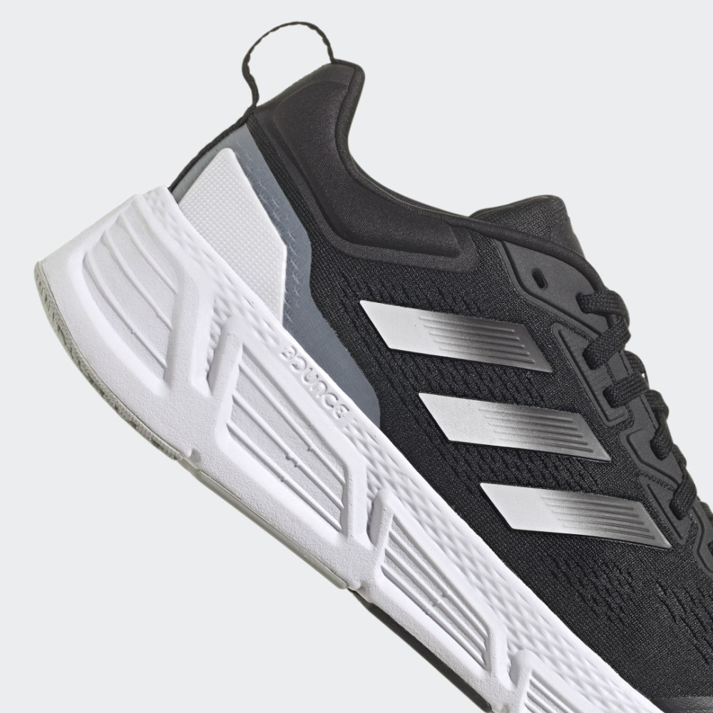 adidas Questar GY2259 / schwarz