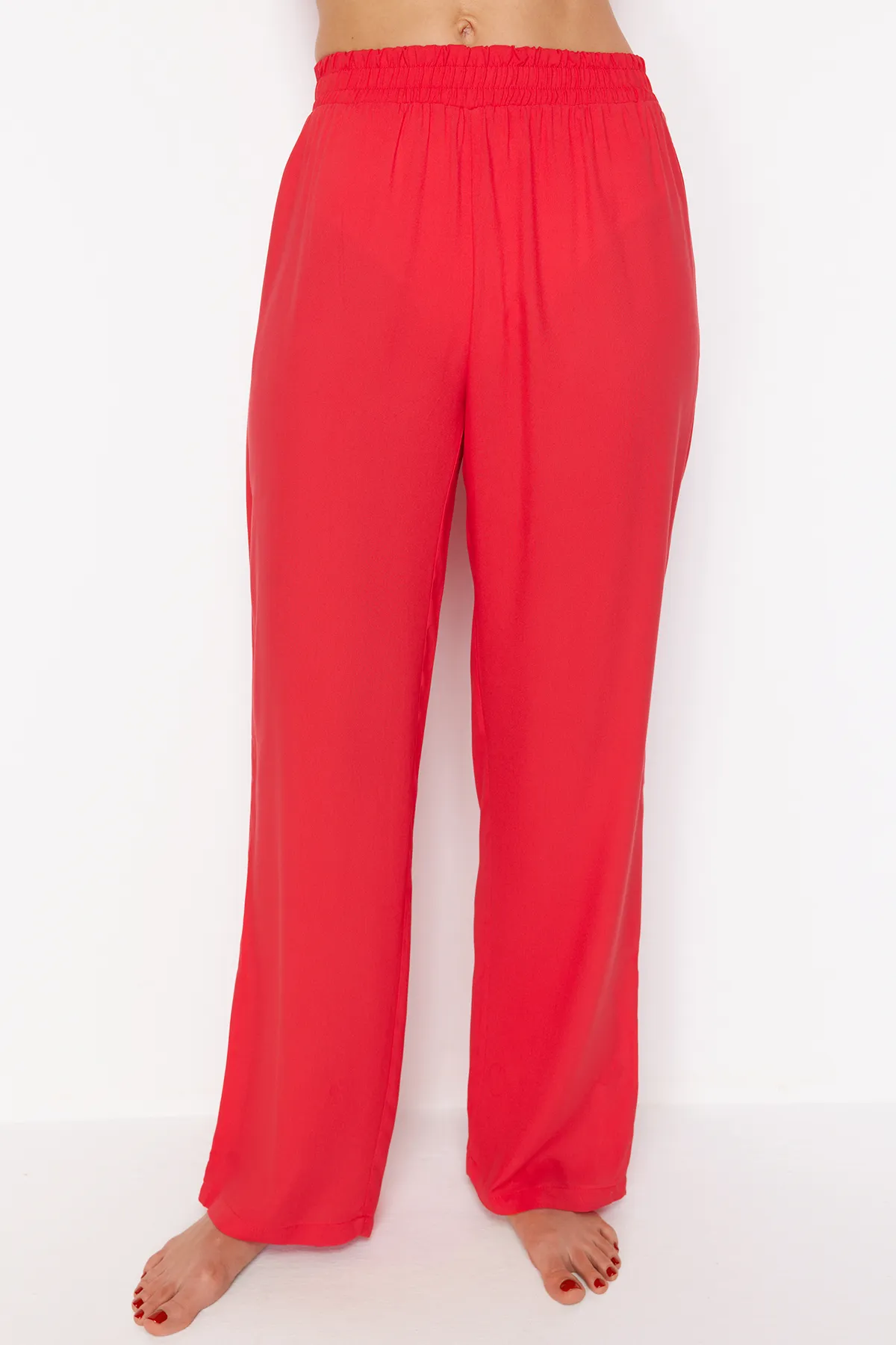 Trendyol Collection  Roter gewebter Blusen-Hosenanzug mit Bindeband TBESS23AU00072