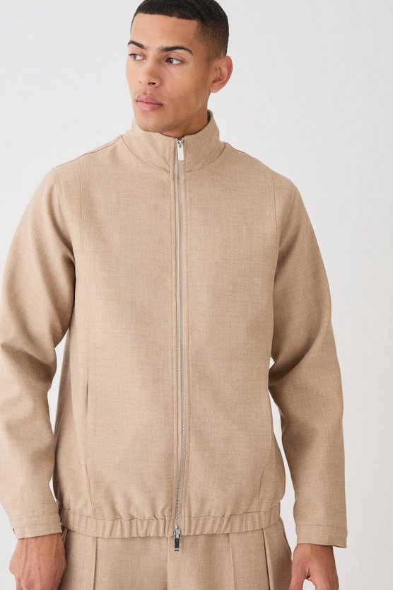 Strukturierte Jacke mit Trichterkragen