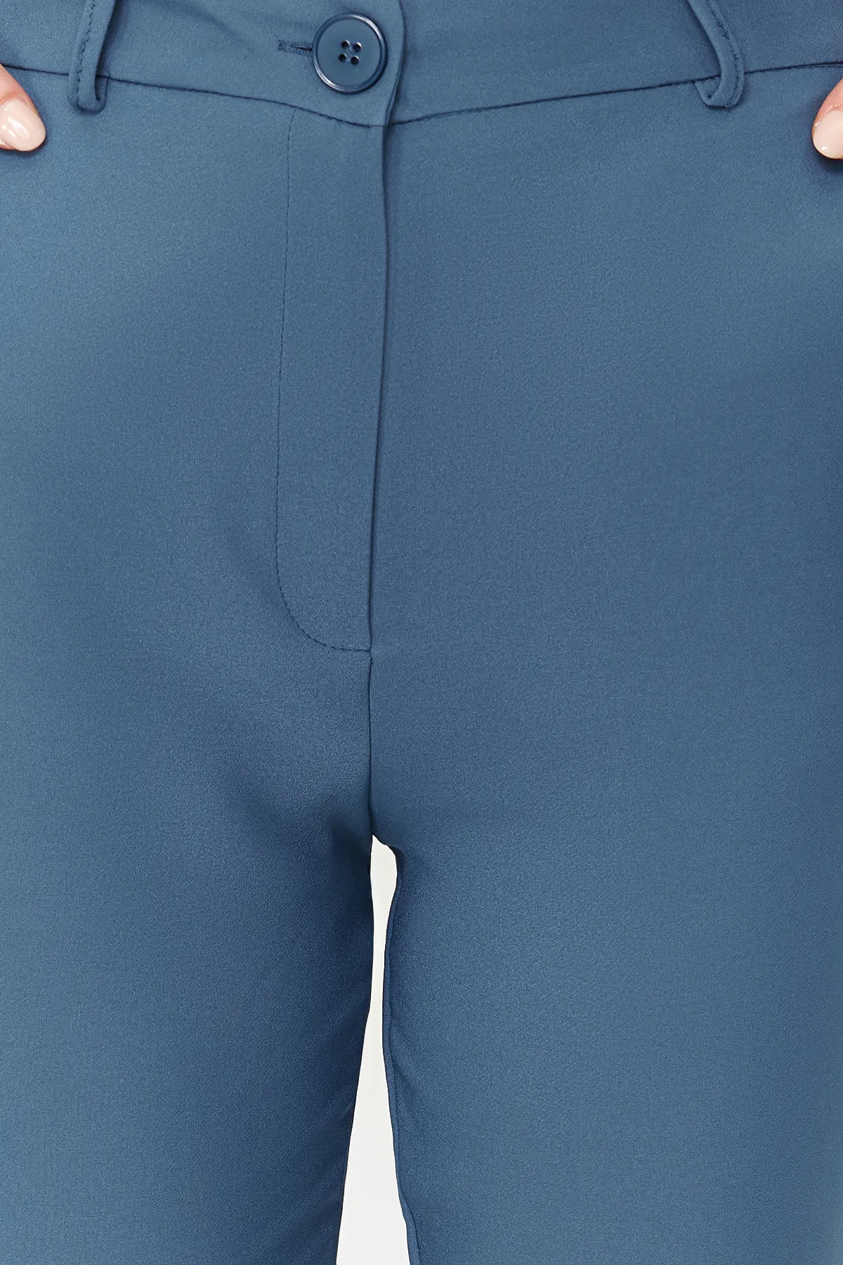 Trendyol Collection  Indigo Basic-Zigaretten-Webhose TWOSS19ST0038