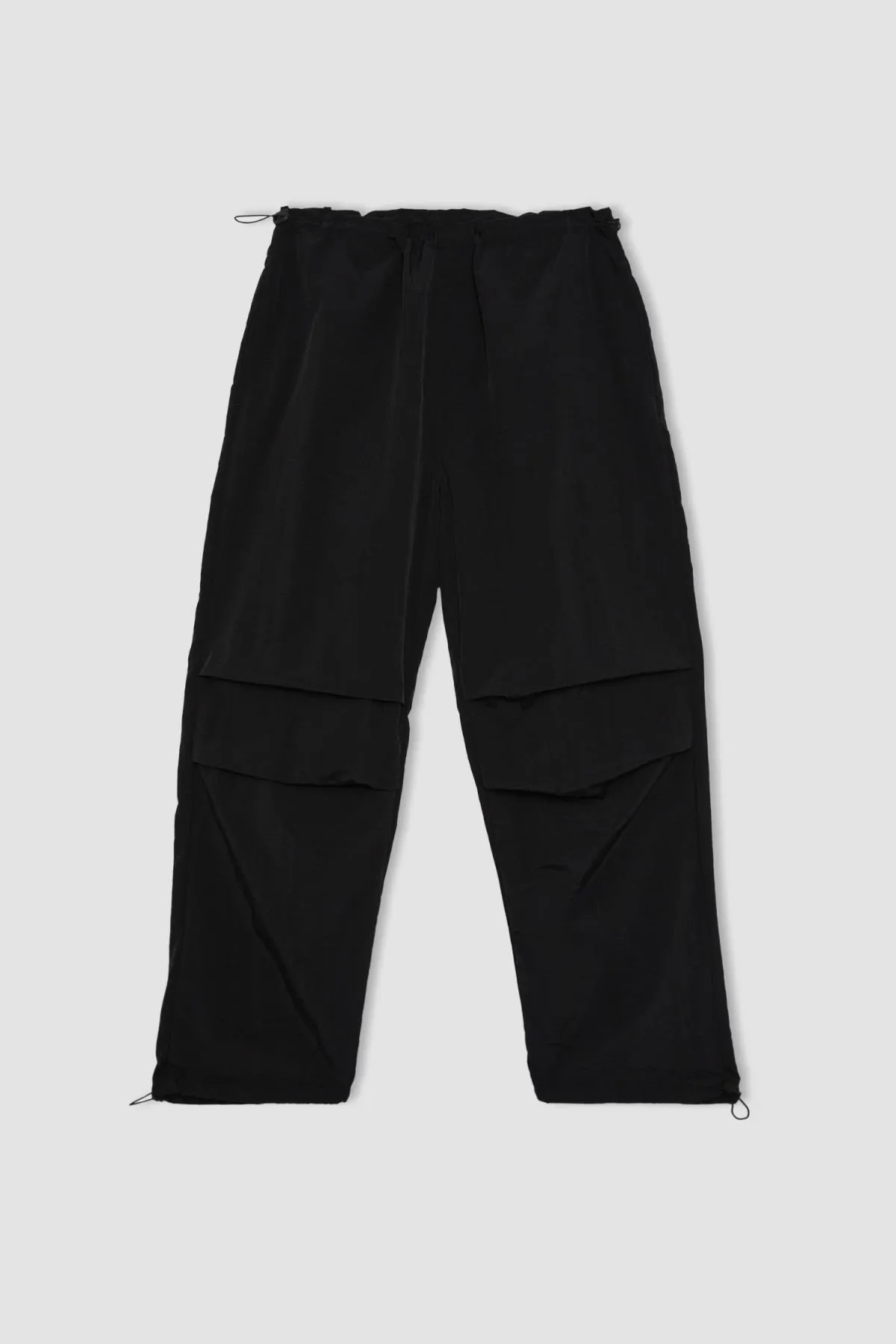 DeFacto  Lange Jogginghose mit elastischem Bein und Fallschirmtaschen-Passform