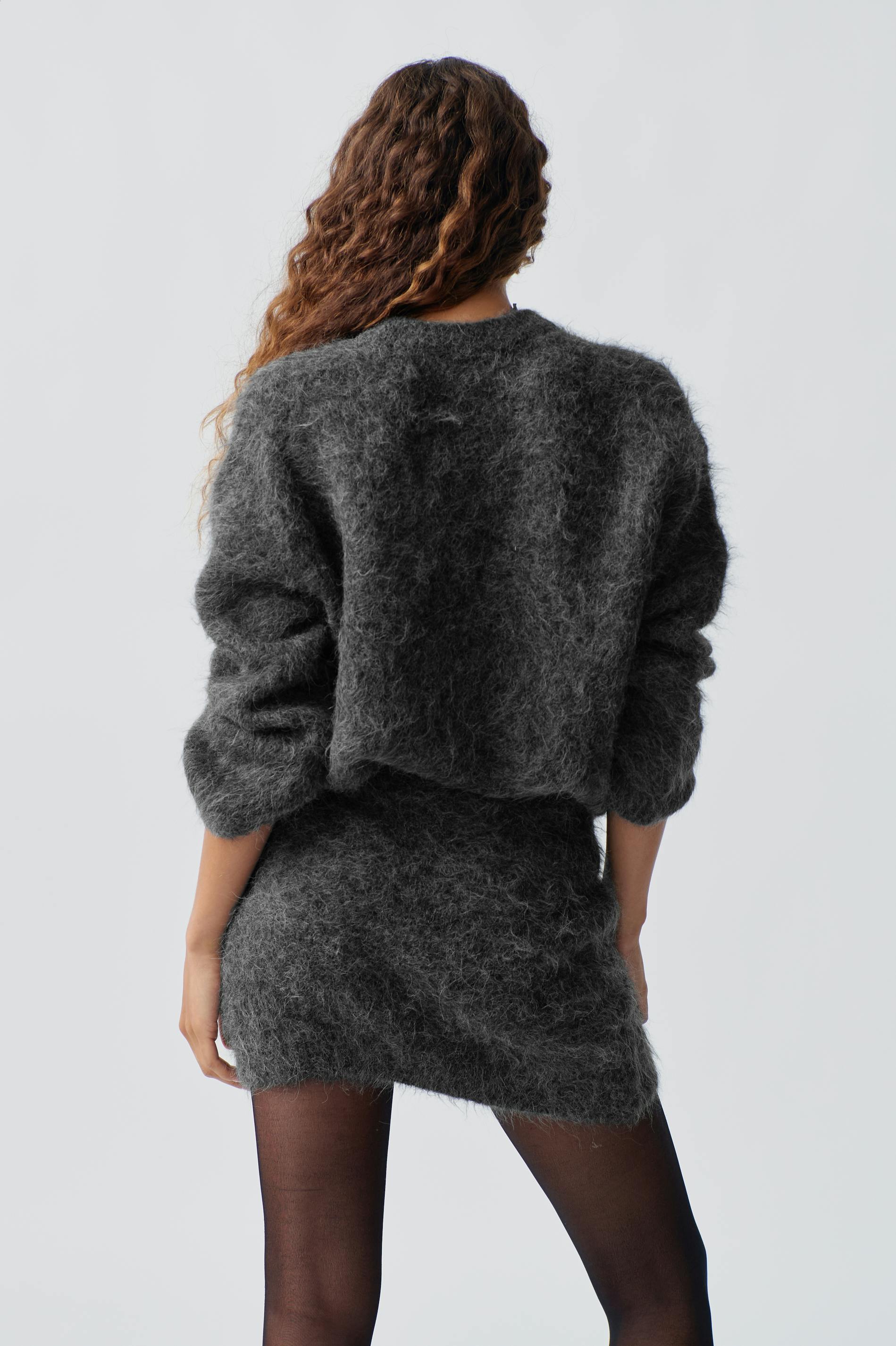 Knitted mini skirt