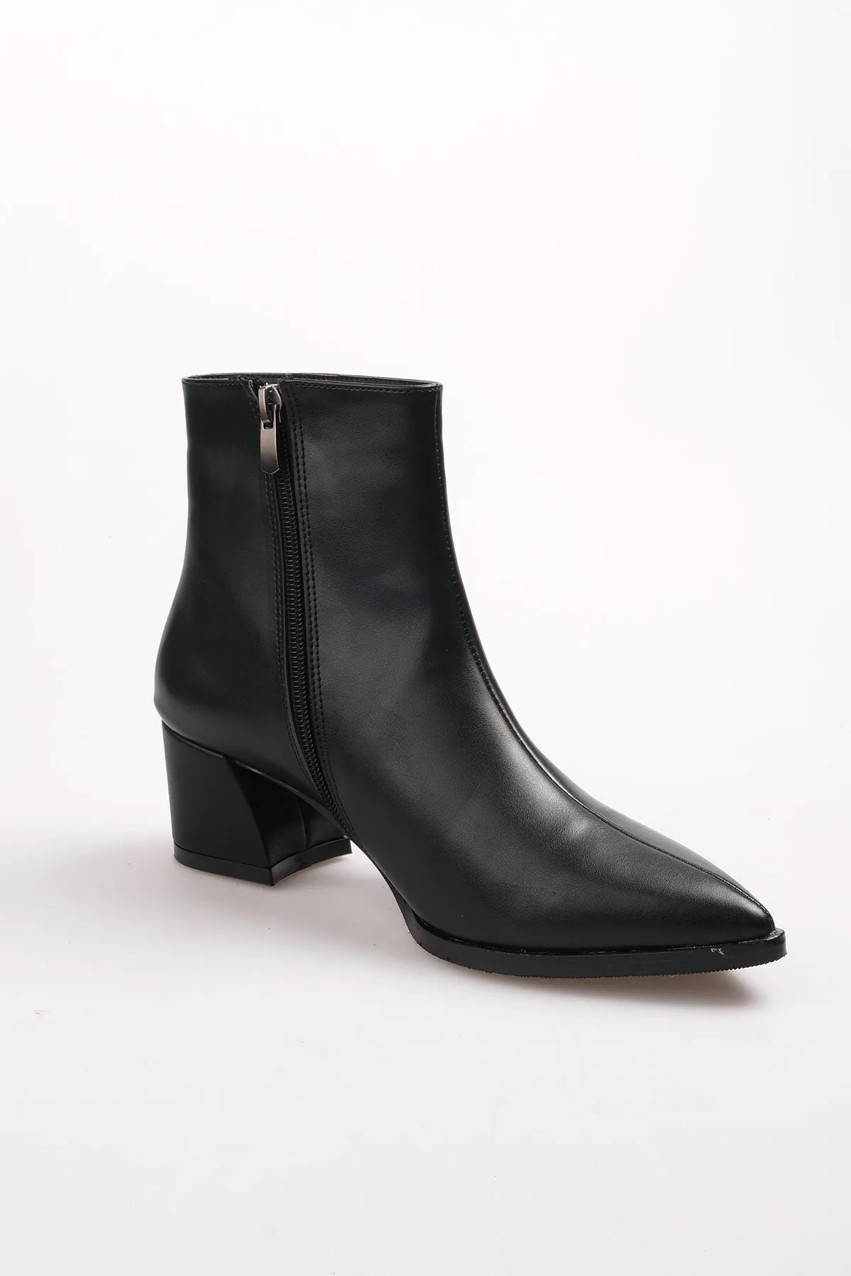 Mio Gusto  Erika Schwarze Damen-Stiefel mit Absatz und dünnem Pelzfutter und Reißverschluss