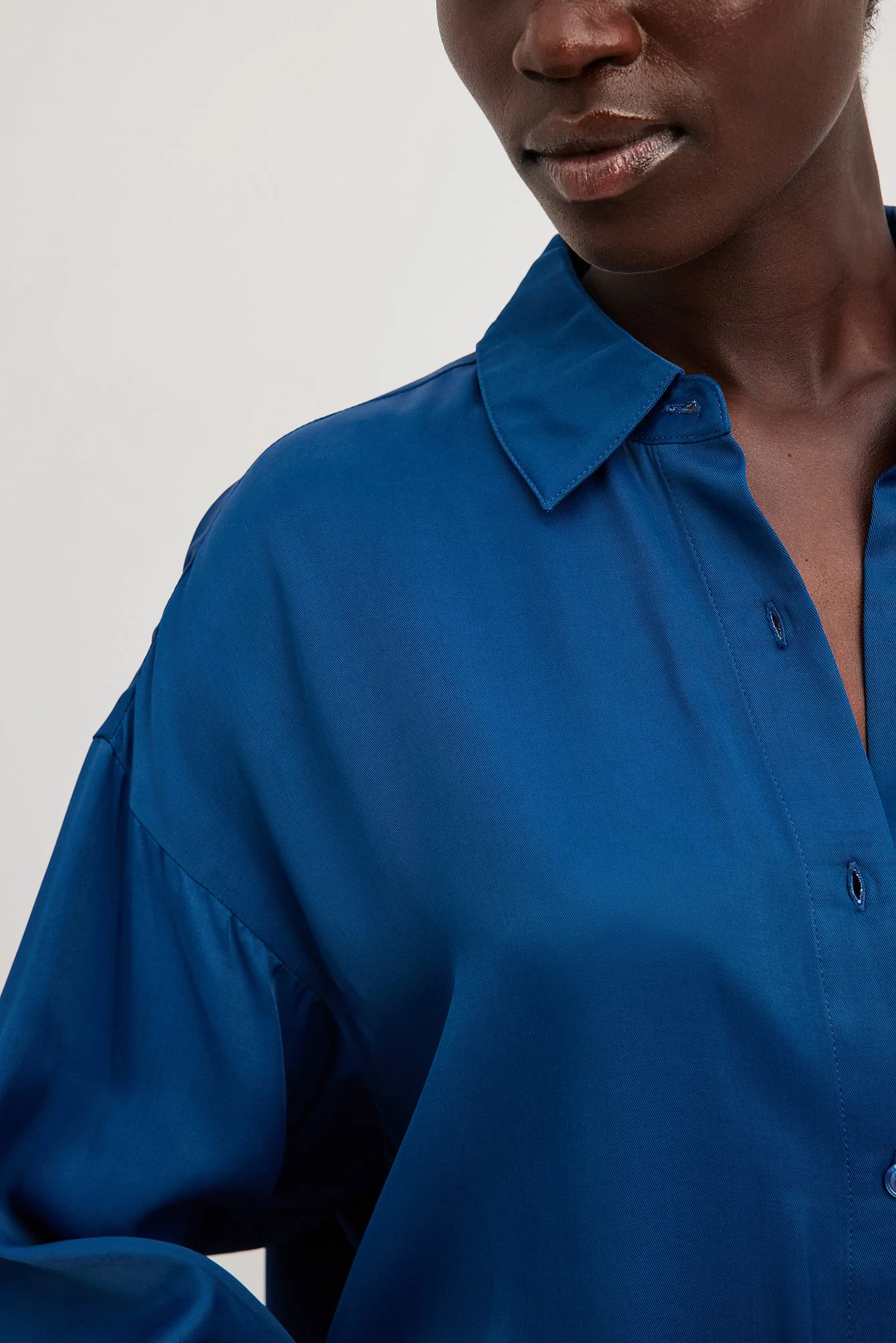 Fließende Hemdbluse aus Viskose