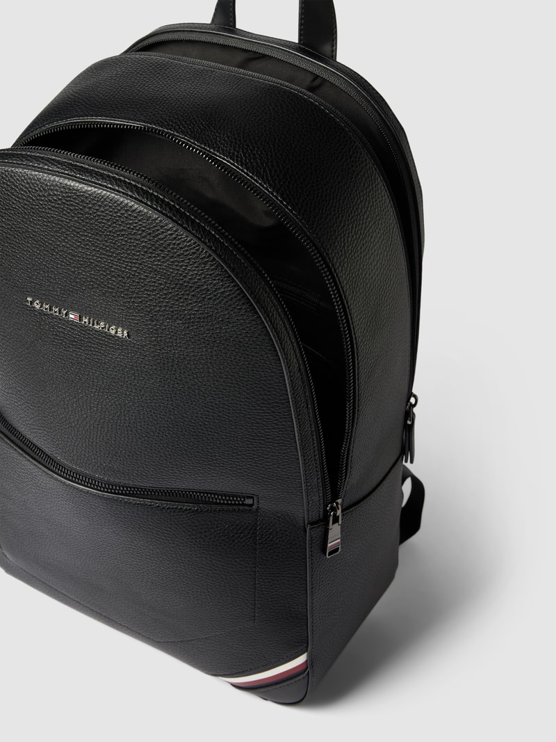 Rucksack mit Label-Details in schwarz