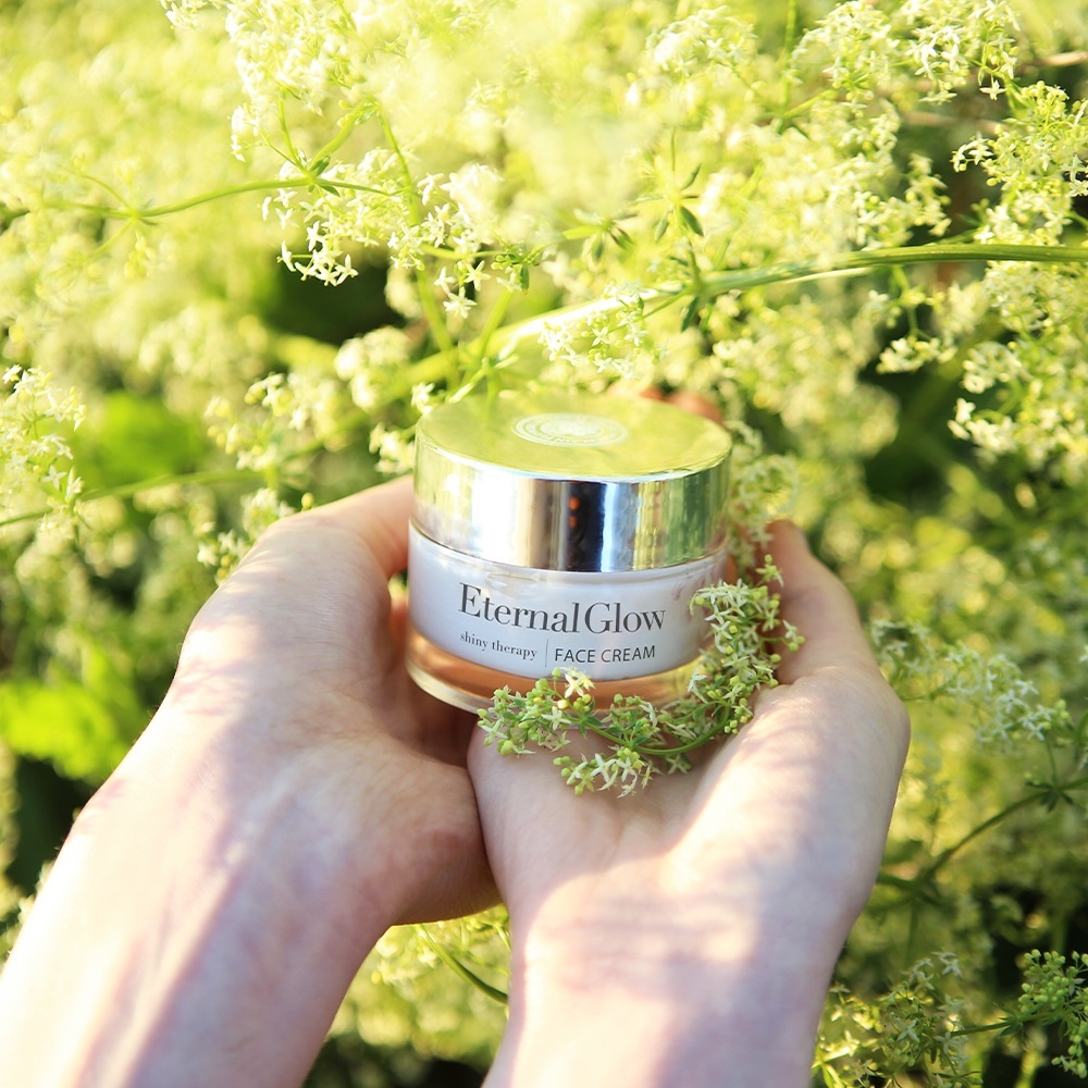 organique cosmetics Crème de soin coup d’éclat Crème de soin coup d’éclat et anti-âge