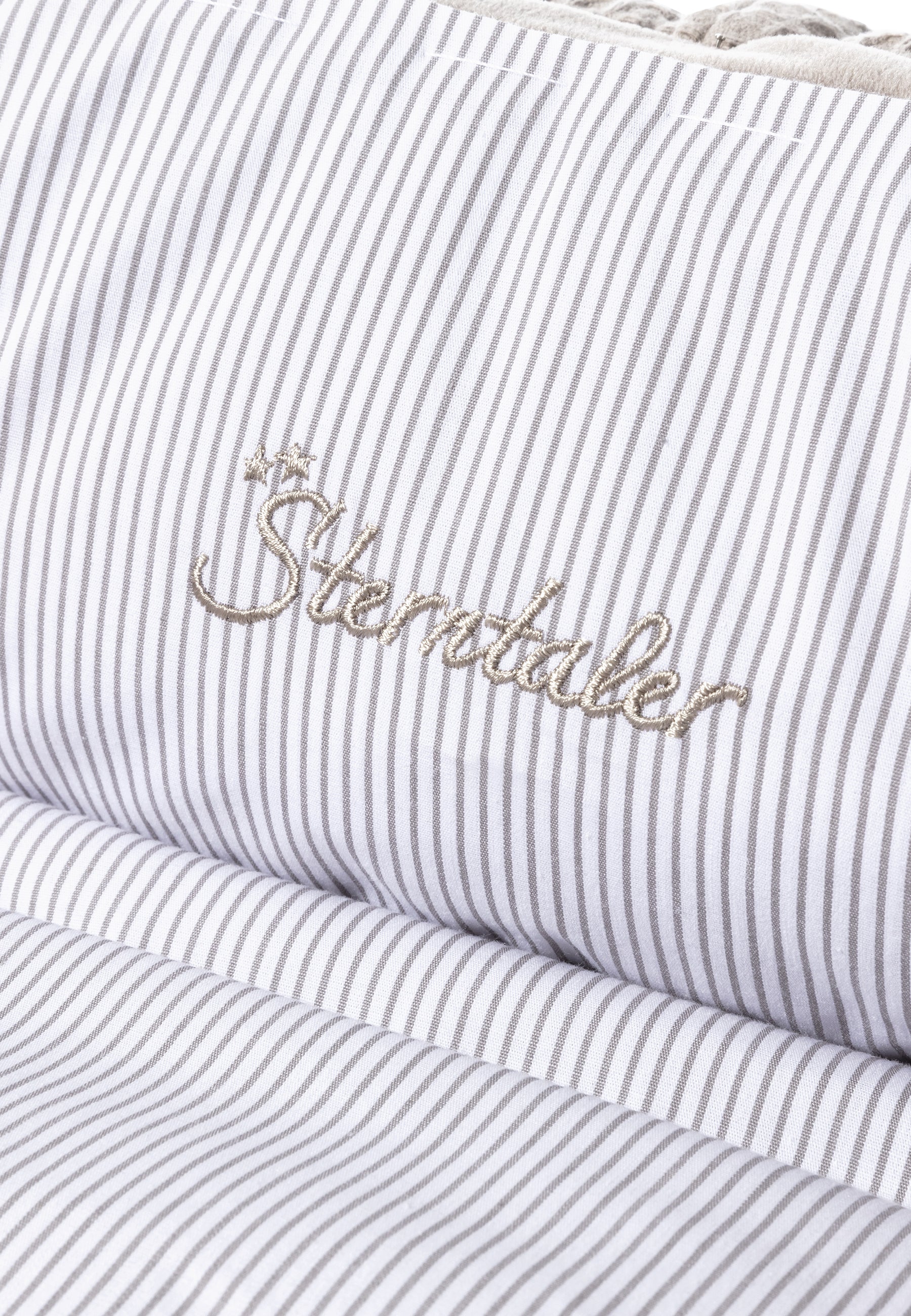 Babynest Esel Emmi in grau