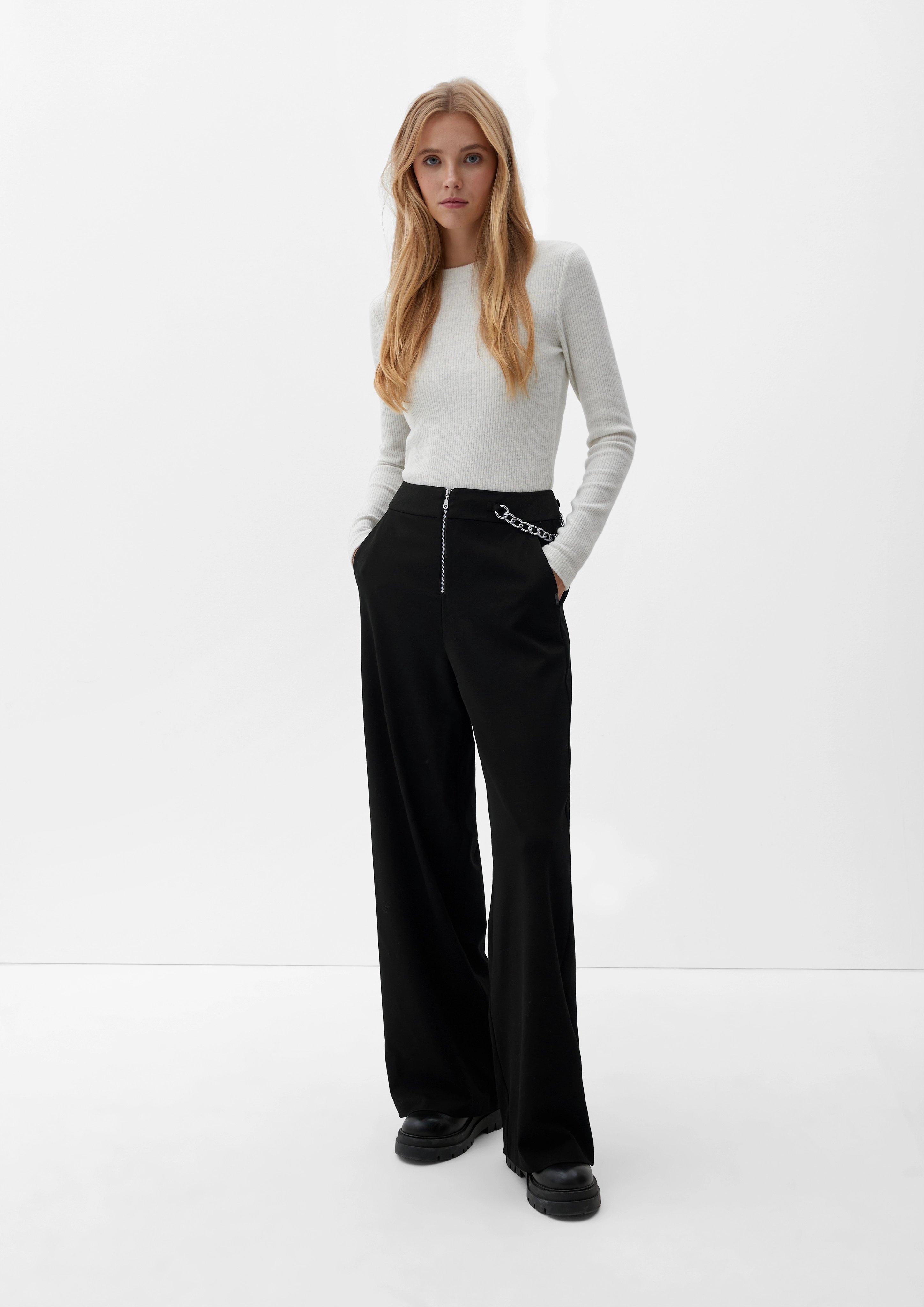 Regular: Stoffhose mit Kettendetail  2125265-9999