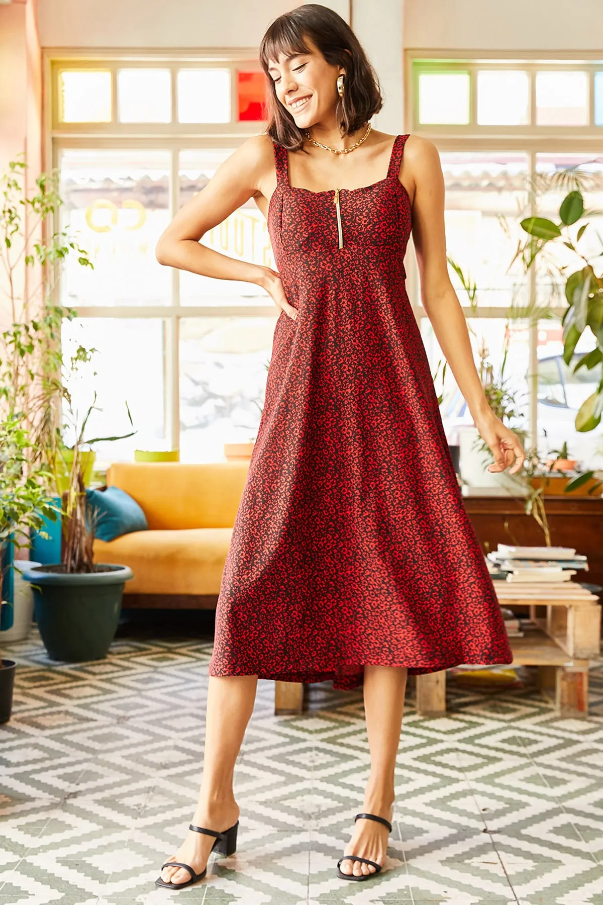Olalook  Rotes Damenkleid mit Reißverschluss und Muster ELB-19000615