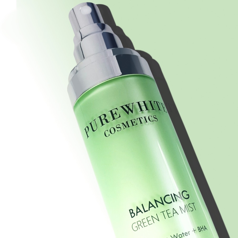 Brume équilibrante au thé vert Pure White Cosmetics