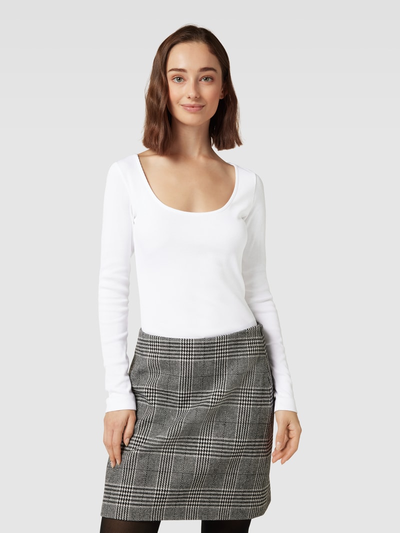 Longsleeve mit tiefem Rundhalsausschnitt in weiß