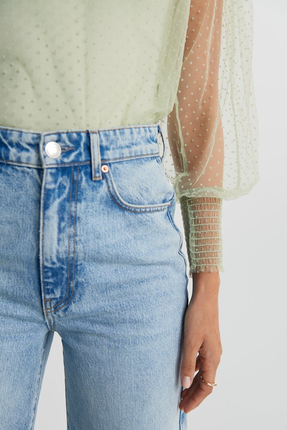 Olive mesh top
