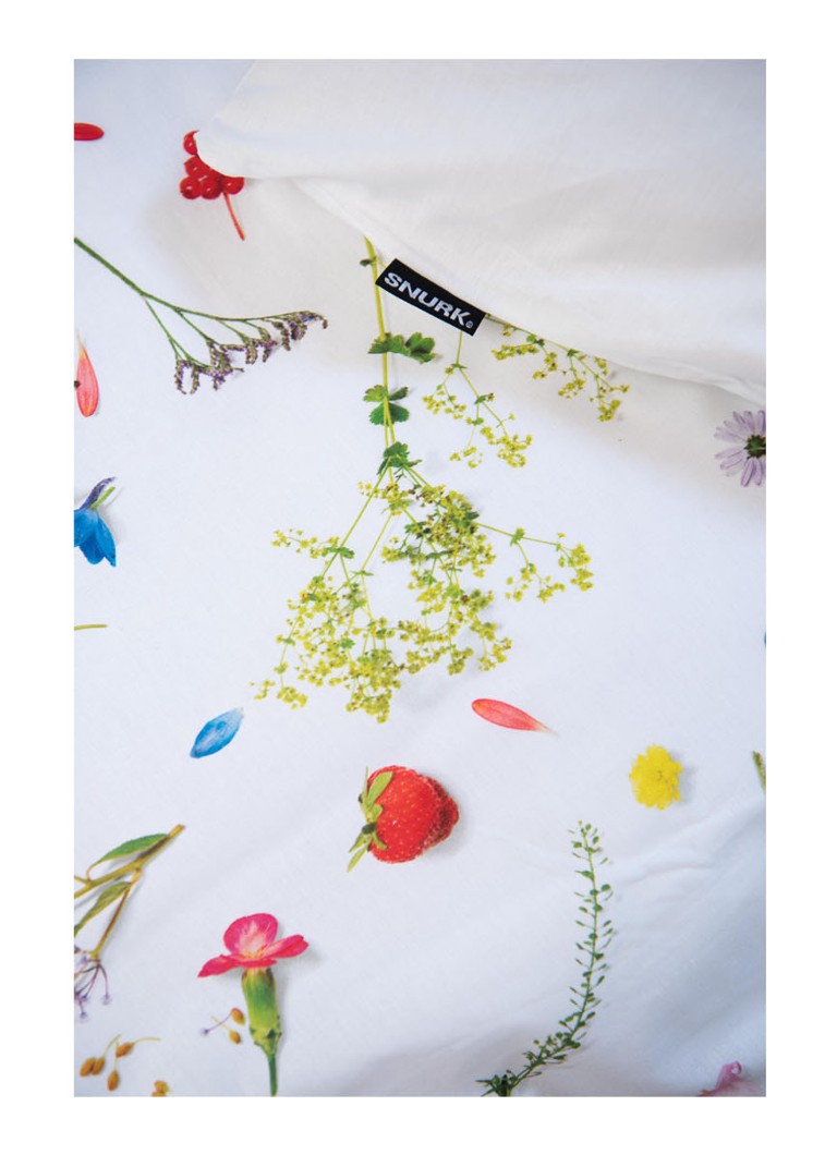 Snurk Flowers duvet cover set made of organic cotton percale 160TC - including pillowcases