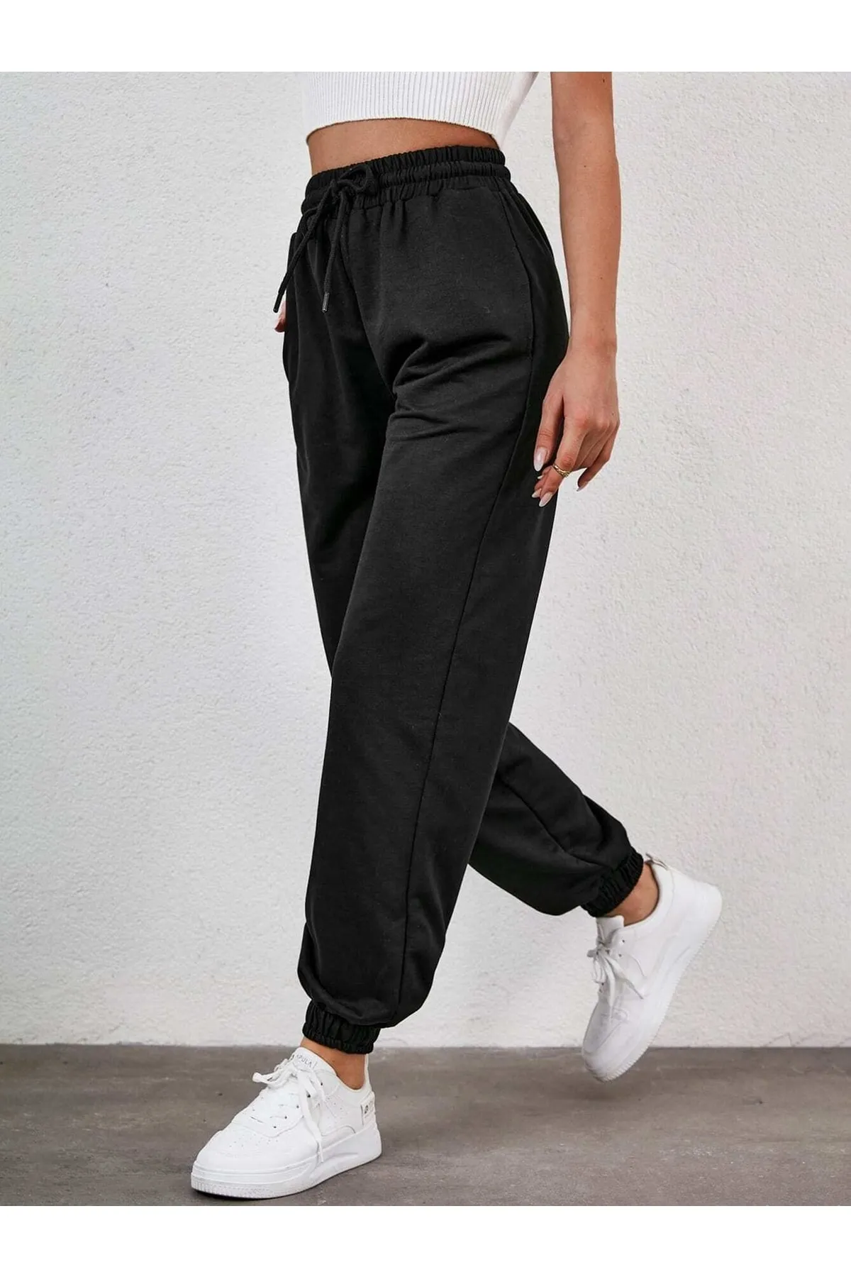 armonika  Schwarze Damen-Jogginghose mit elastischem Bund und Beintaschen Arm-22Y024062