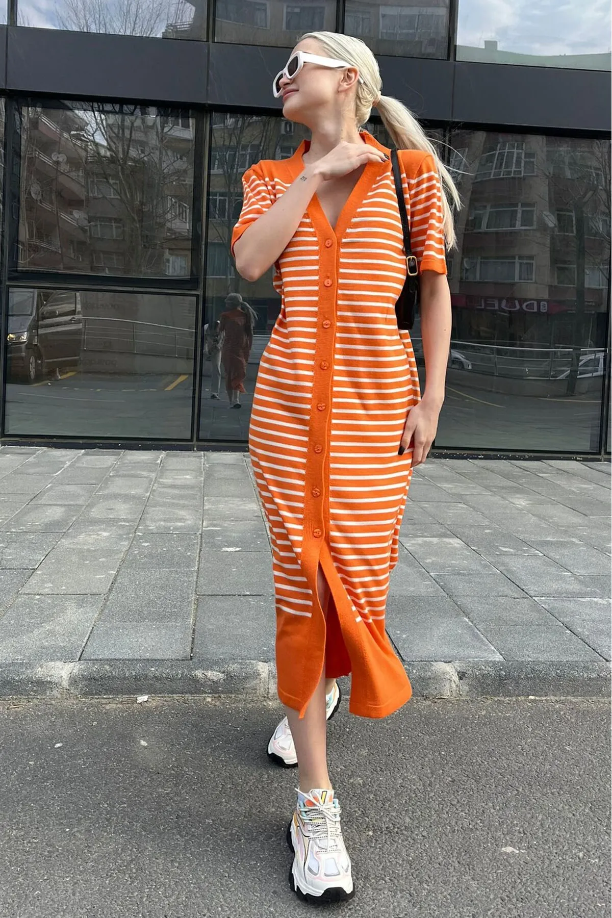 Madmext  Orange geknöpftes Strick-Damenkleid Mg1648