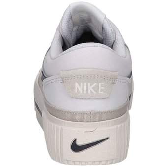 Nike Court Legacy Lift Sneaker in weiß