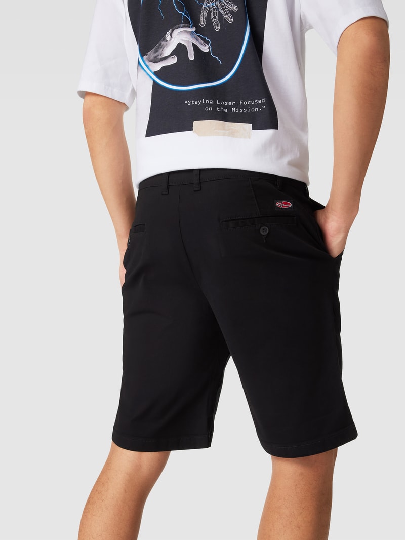 Bermudas mit Paspeltaschen in schwarz
