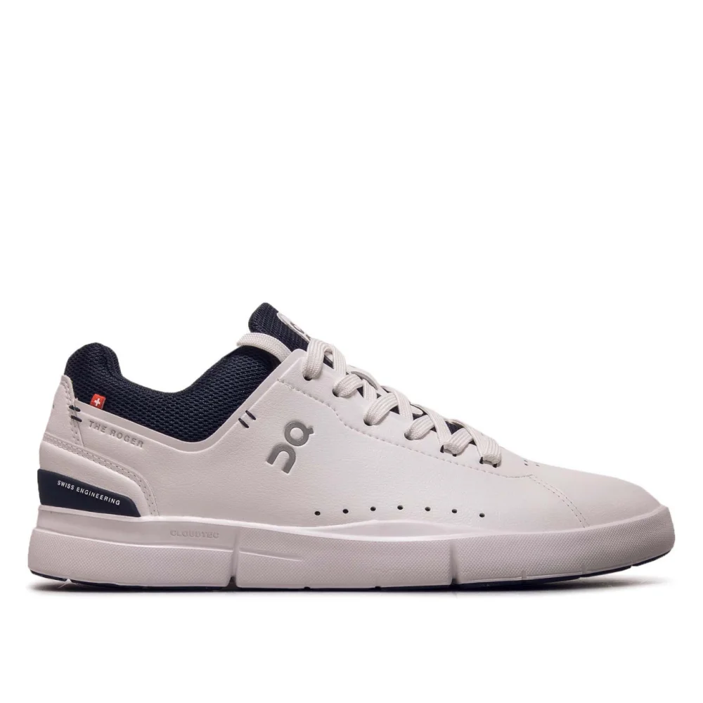 ON The Roger Advantage 4899457 / weiss