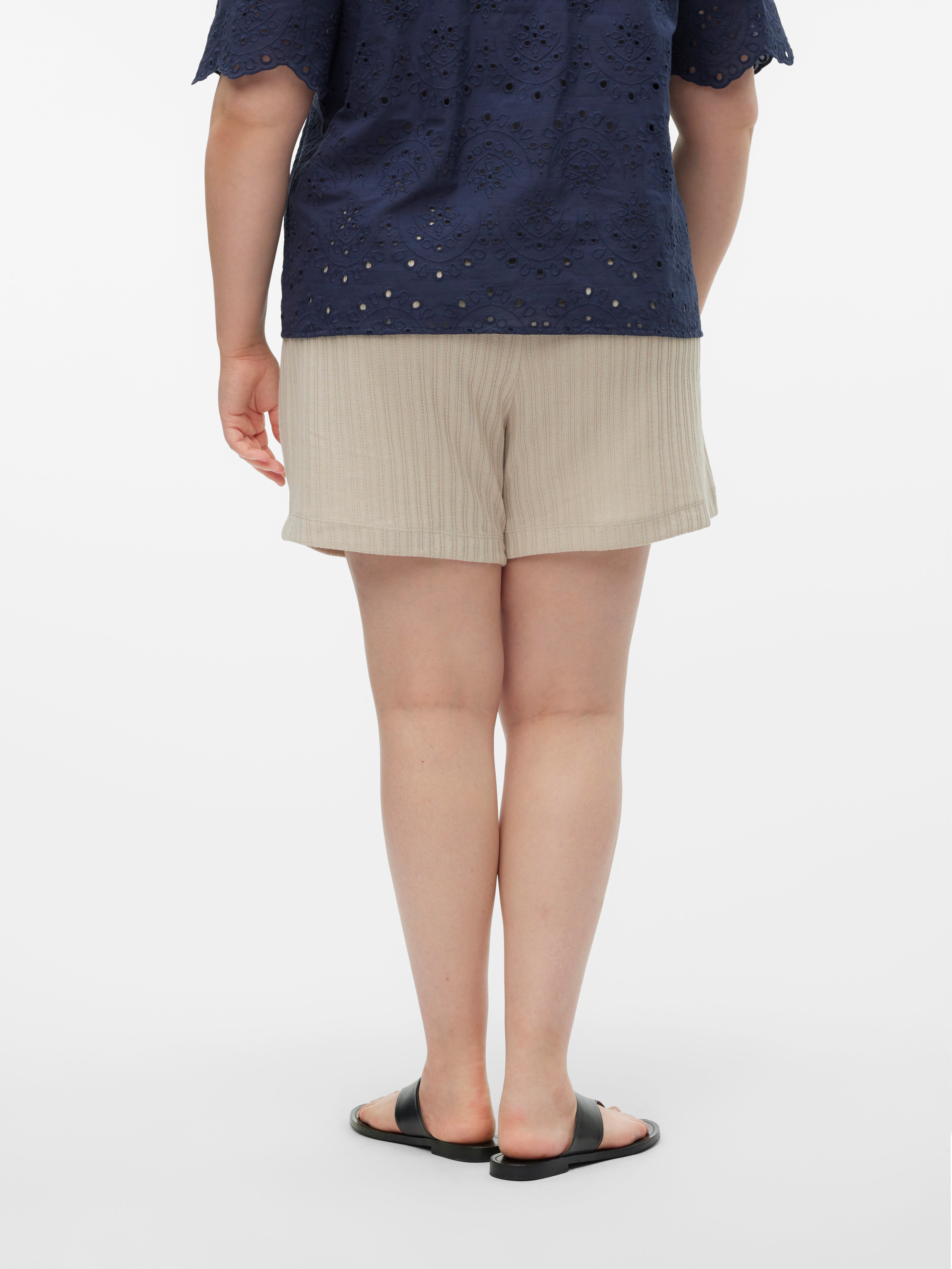 VMCOLIVA Shorts