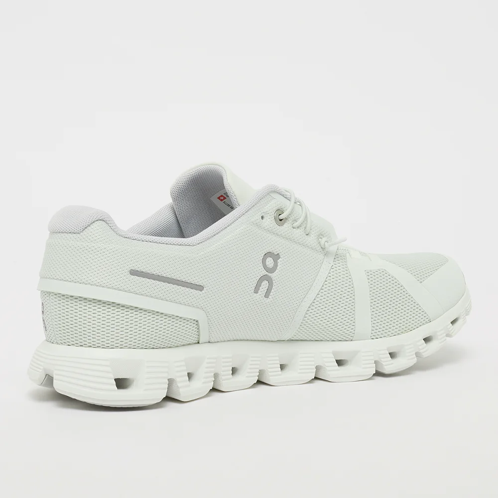 ON Cloud 5 59.98775 / weiss