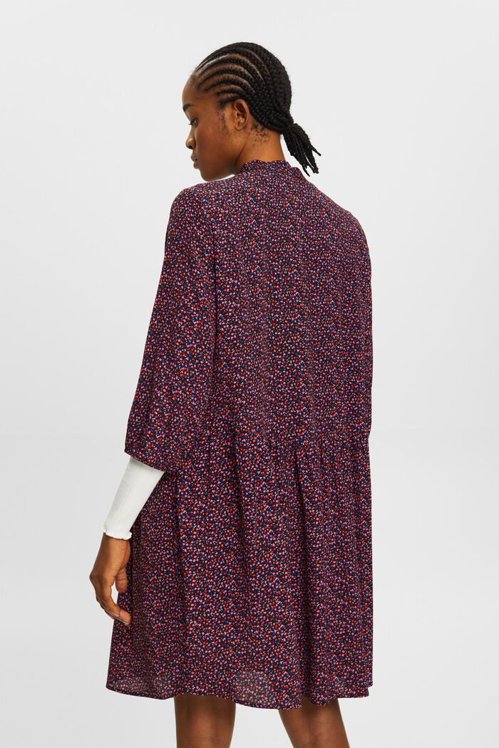 Florales Midikleid mit Knöpfen