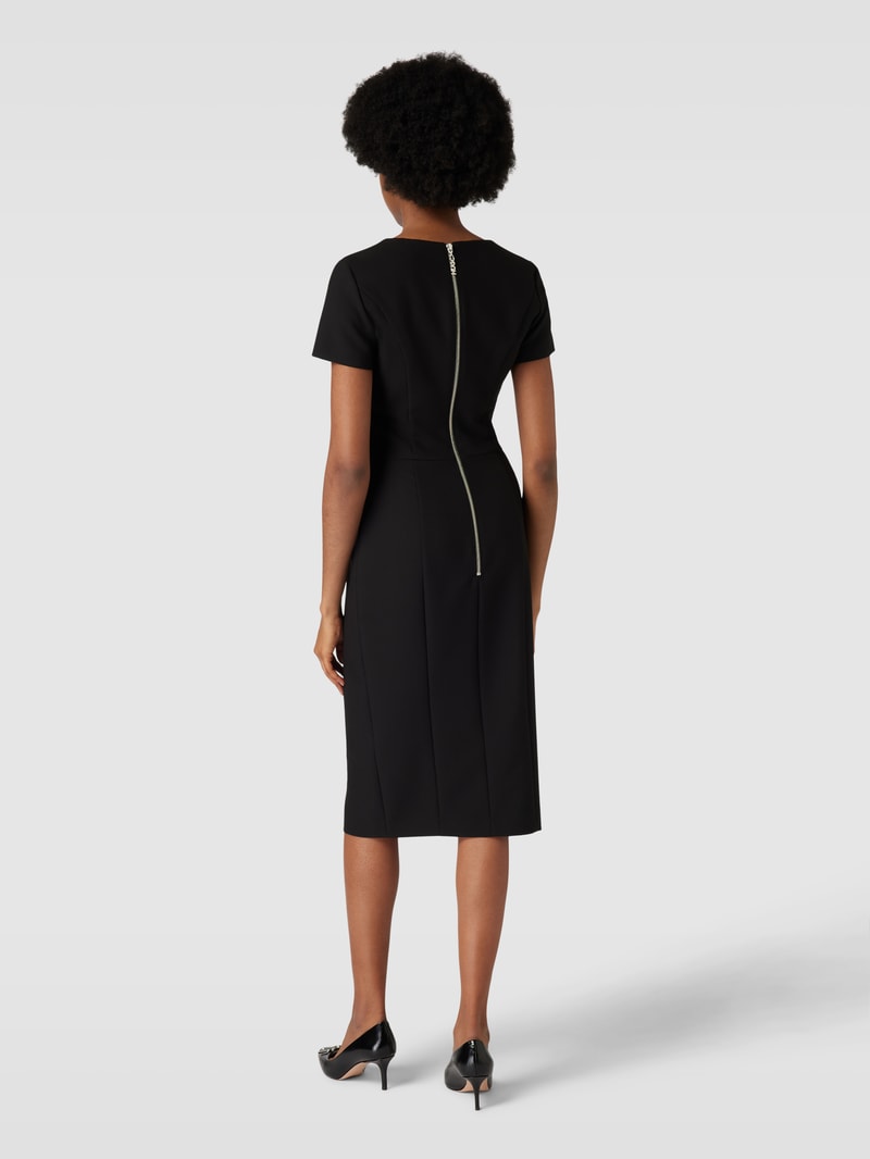 Midikleid mit V-Ausschnitt Modell 'Kalamara' in schwarz