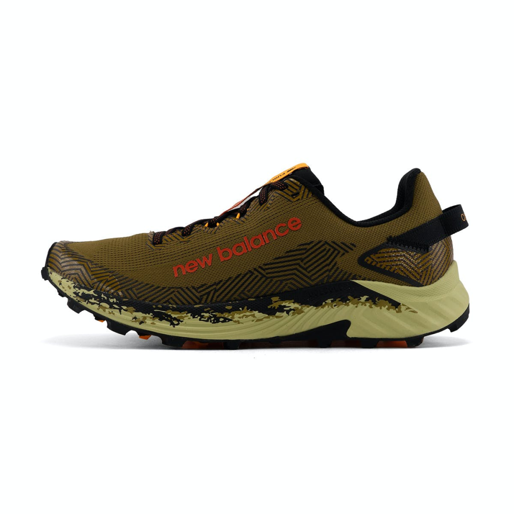 New Balance Fuelcell Summit Unknown V4 MTUNKNW4-D / grün