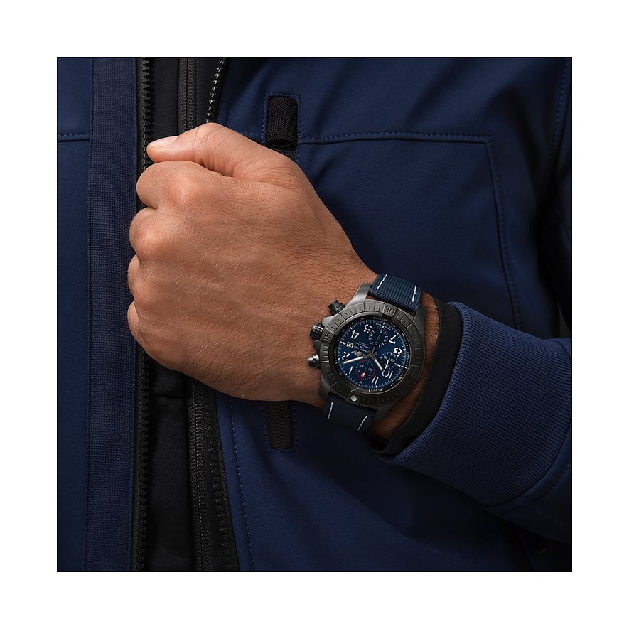 Breitling Herrenuhr Super Avenger Chronograph 48