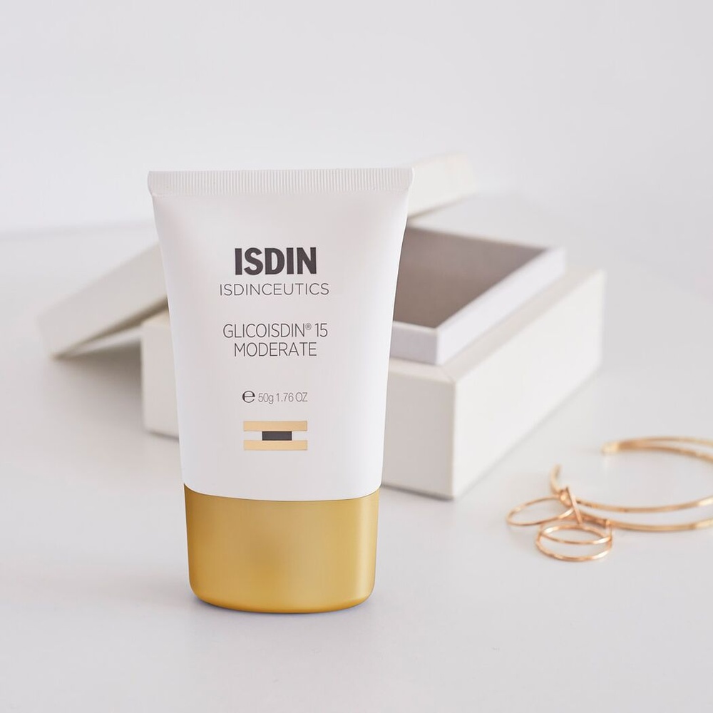 isdin Glicoisdin 15 Moderate Gel visage effet peeling