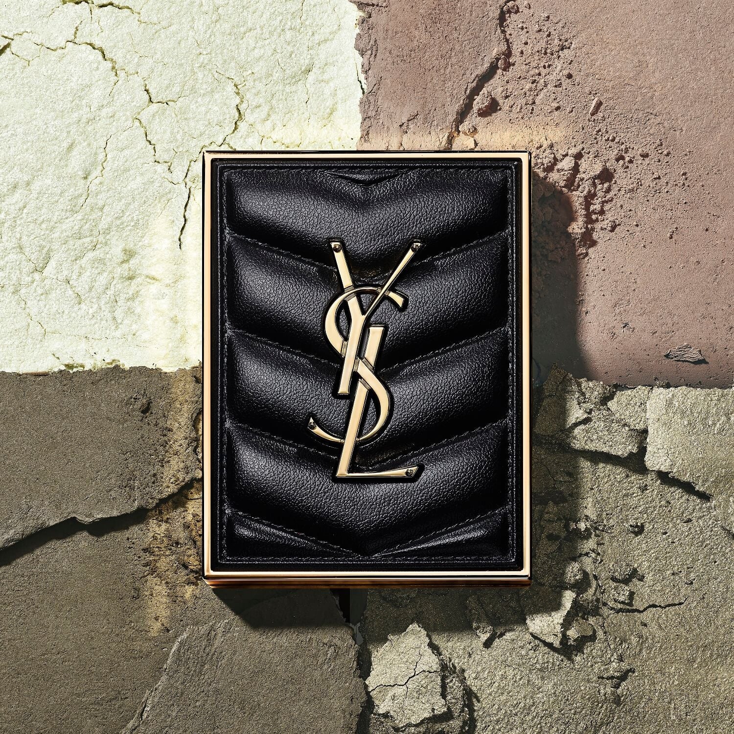Paleta de sombras de ojos Occhi Couture Mini Clutch - Paleta de sombras de ojos, sombra de ojos compacta