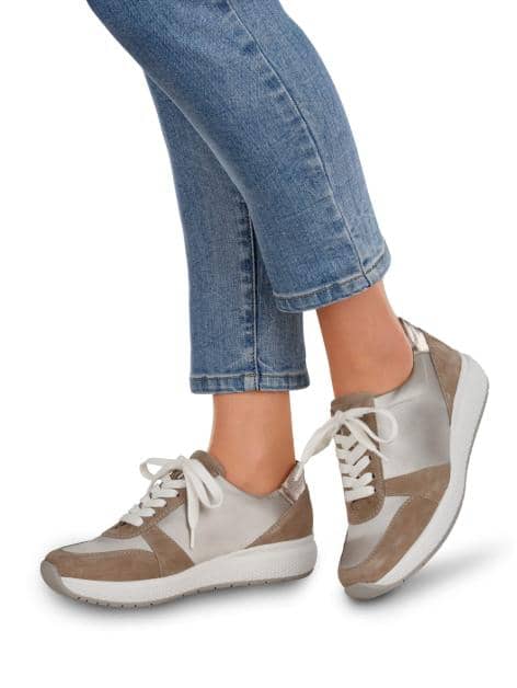 Sportschuh