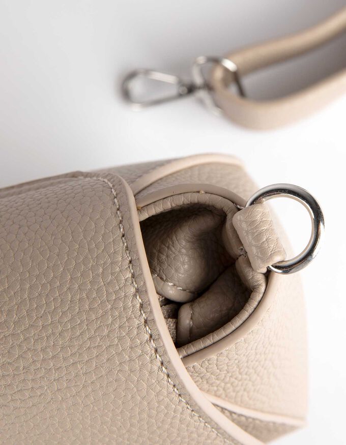Schultertasche - Druckknopf-Lasche