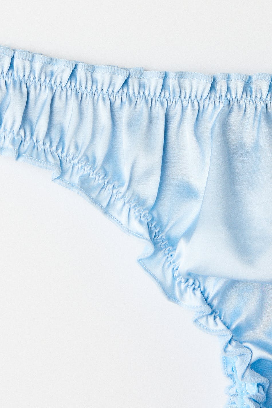 Eva satin string