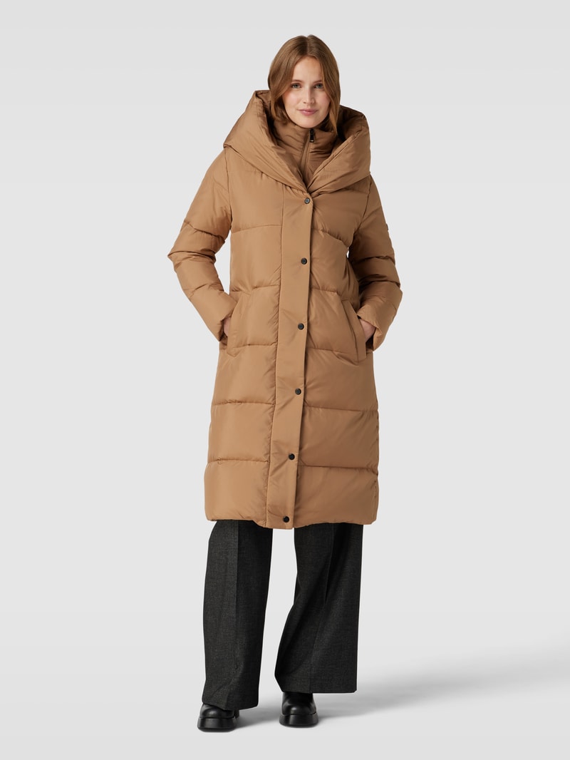 Steppmantel mit Kapuze in camel