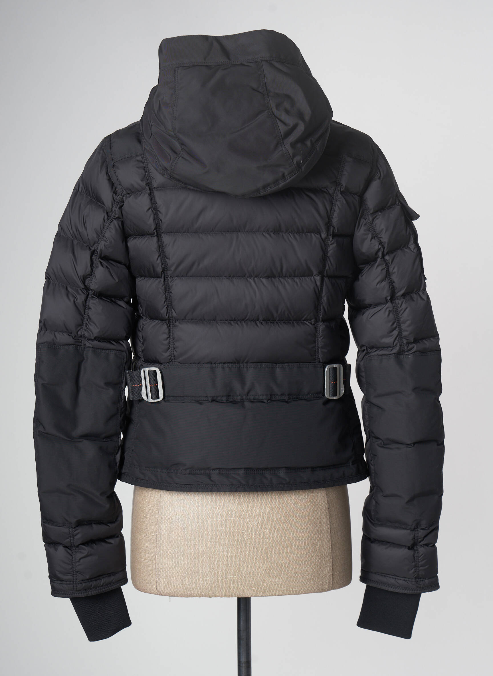 Parajumpers Doudounes Femme couleur noir