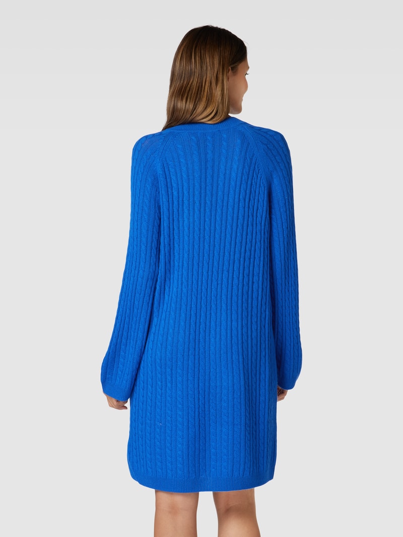 Knielanges Strickkleid mit Zopfmuster in royalblau