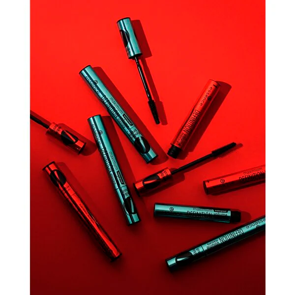 Essence Maximum Definition 01 Black Mascara 8ml